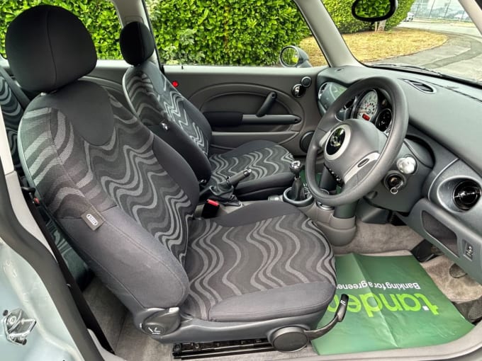 2025 Mini Hatch