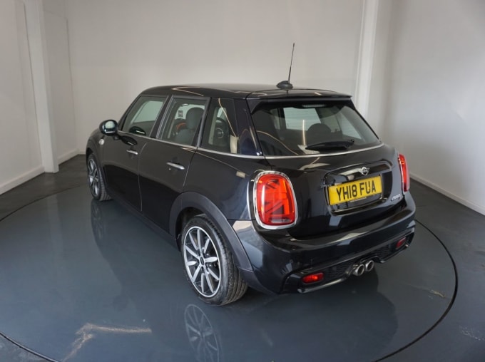 2025 Mini Hatch