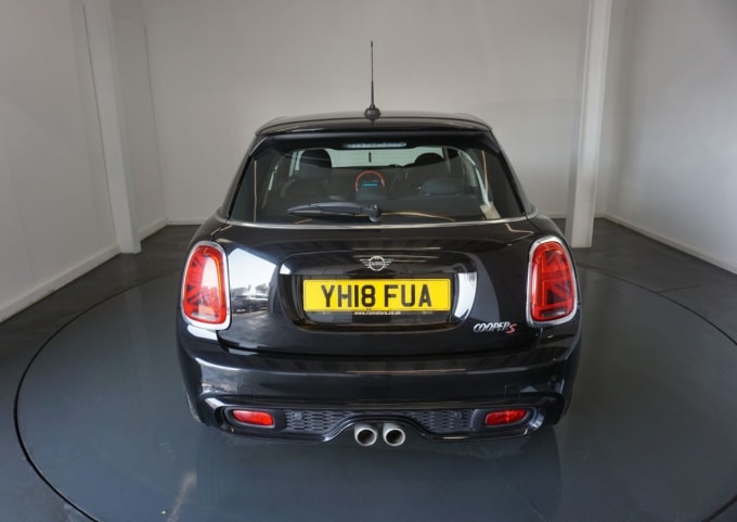 2025 Mini Hatch