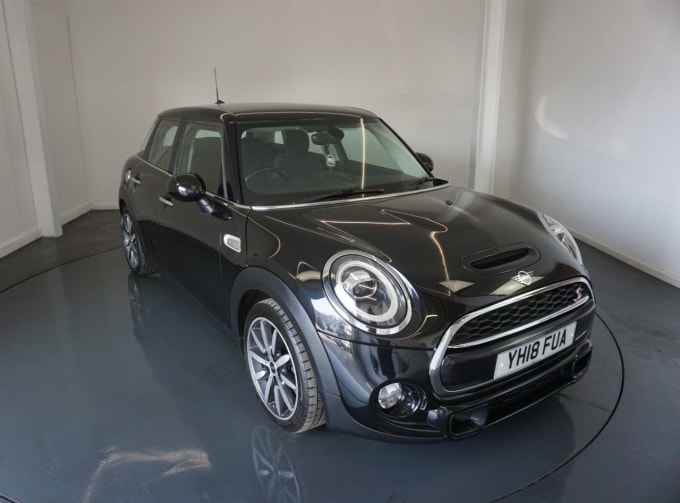 2025 Mini Hatch
