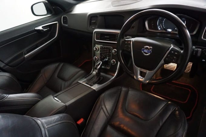2025 Volvo S60