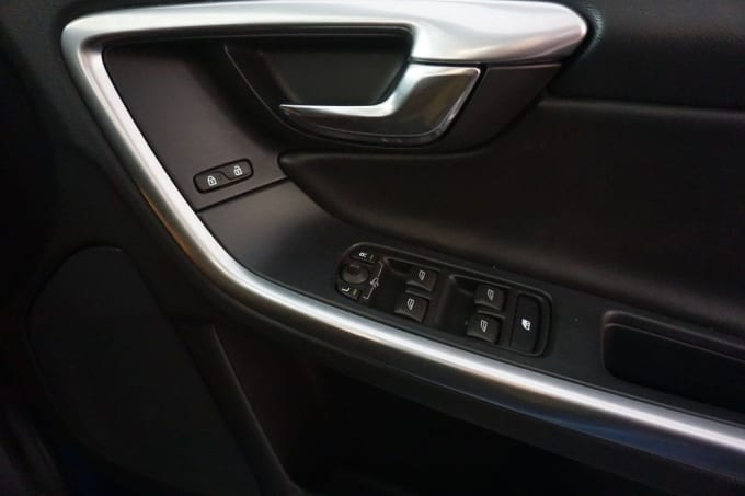 2025 Volvo S60