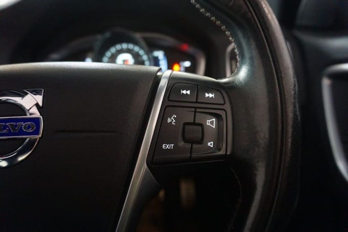 2025 Volvo S60