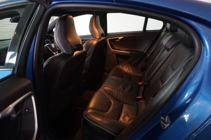2025 Volvo S60