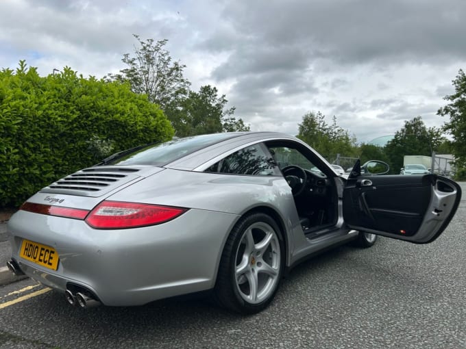 2025 Porsche 911