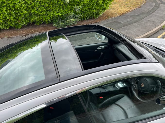 2025 Porsche 911