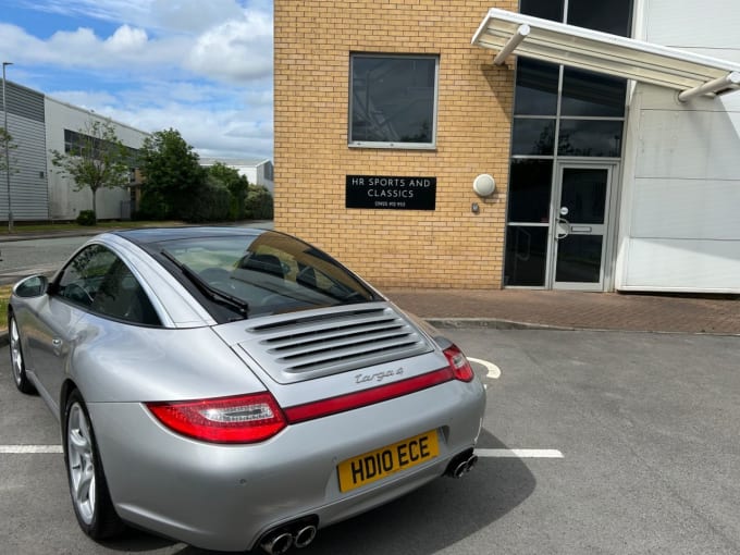 2025 Porsche 911