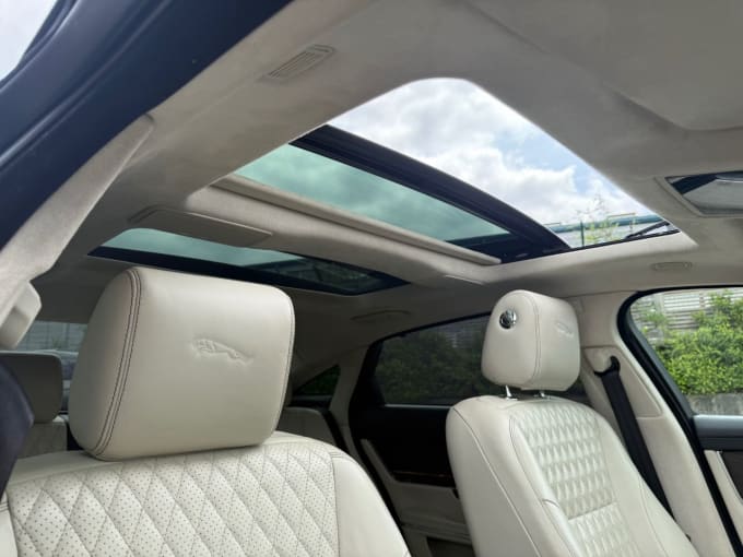 2025 Jaguar Xj