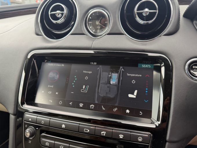 2025 Jaguar Xj
