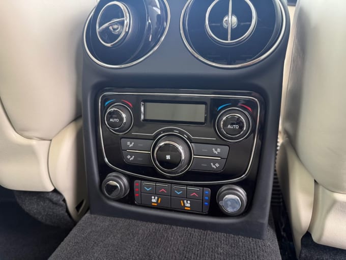 2025 Jaguar Xj
