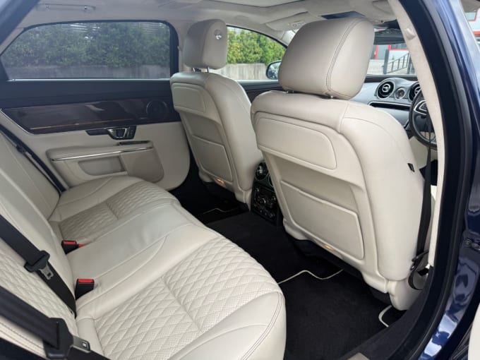 2025 Jaguar Xj