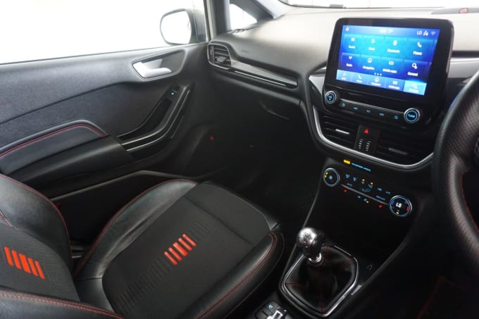 2025 Ford Fiesta