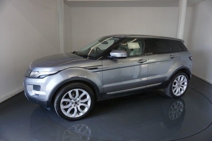 2025 Land Rover Range Rover Evoque