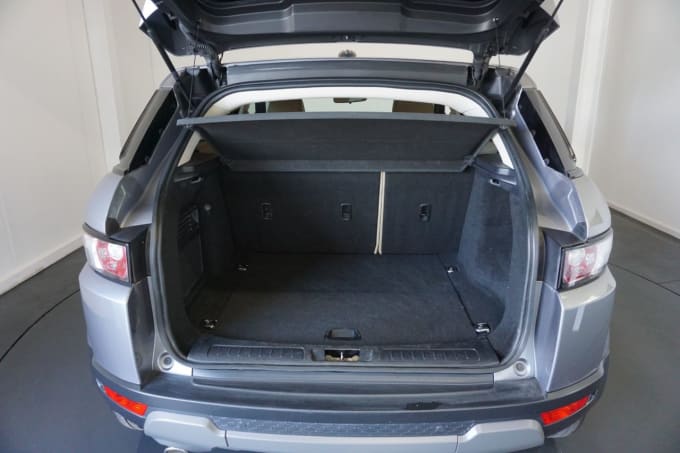 2025 Land Rover Range Rover Evoque