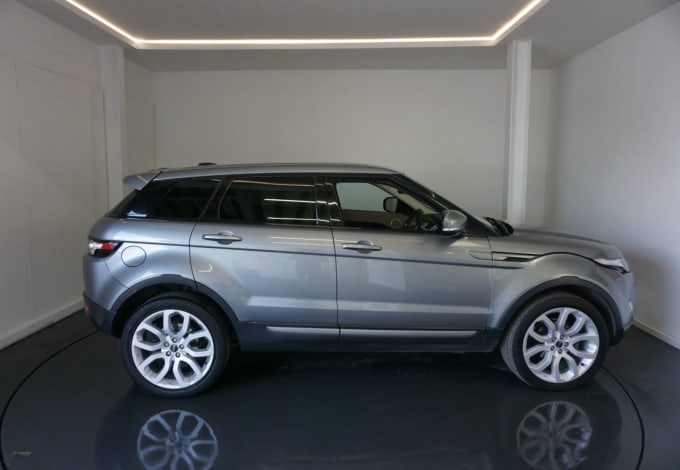 2025 Land Rover Range Rover Evoque