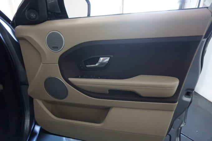 2025 Land Rover Range Rover Evoque