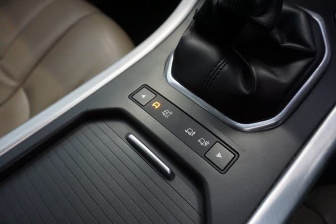 2025 Land Rover Range Rover Evoque