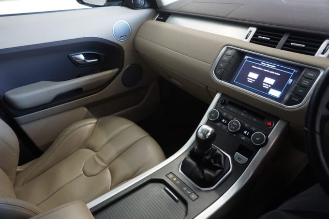 2025 Land Rover Range Rover Evoque
