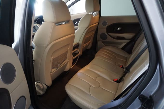 2025 Land Rover Range Rover Evoque