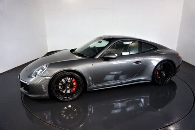 2018 Porsche 911