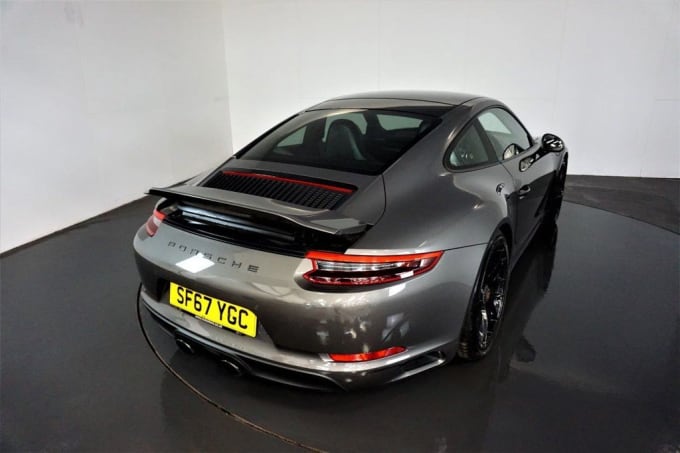 2018 Porsche 911