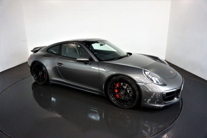 2018 Porsche 911