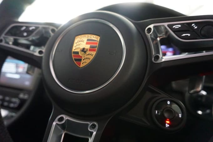 2018 Porsche 911