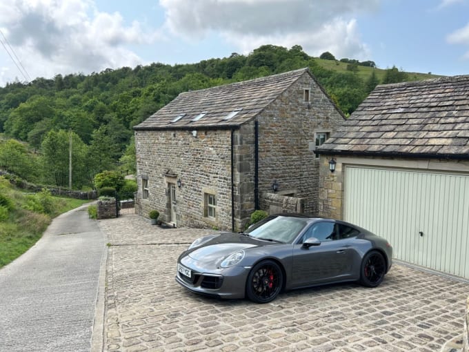 2018 Porsche 911