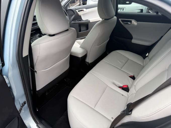 2025 Lexus Ct