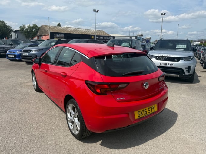 2025 Vauxhall Astra