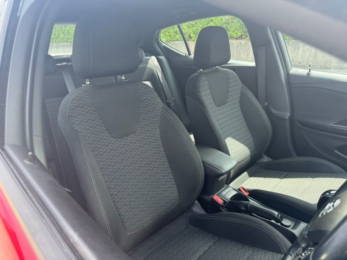 2025 Vauxhall Astra