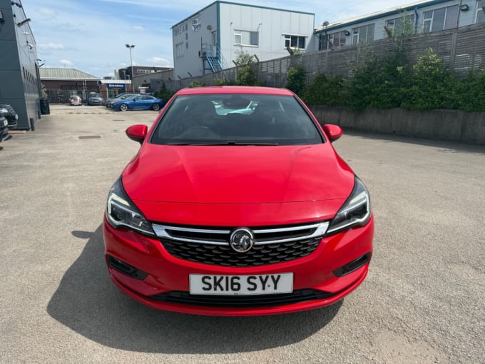 2025 Vauxhall Astra