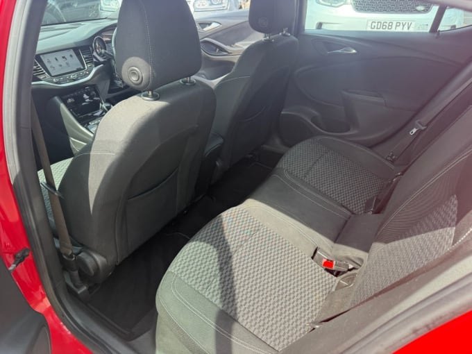 2025 Vauxhall Astra