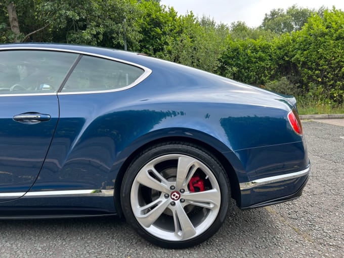 2025 Bentley Continental