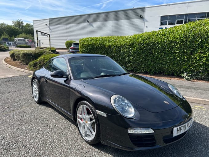 2025 Porsche 911