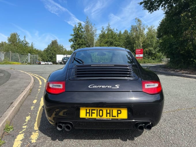 2025 Porsche 911