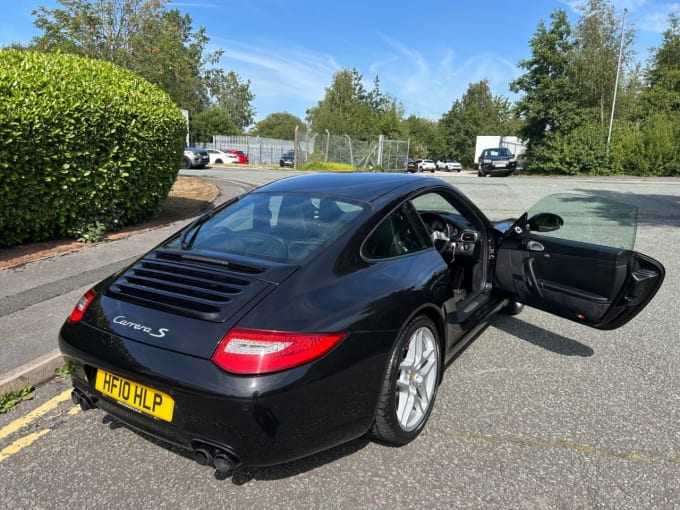 2025 Porsche 911