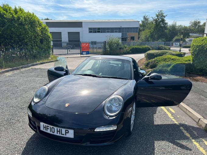 2025 Porsche 911
