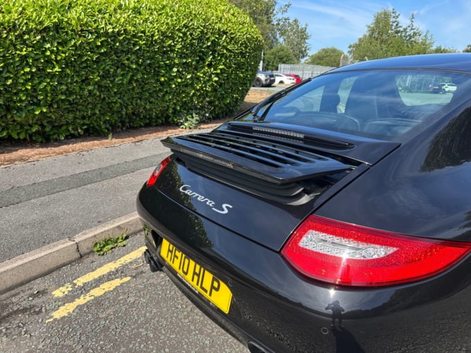 2025 Porsche 911