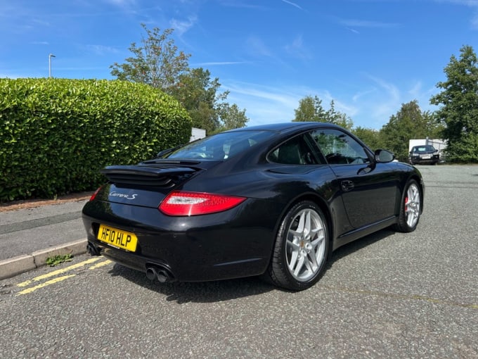 2025 Porsche 911