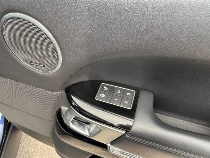 2025 Land Rover Range Rover
