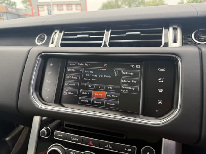 2025 Land Rover Range Rover