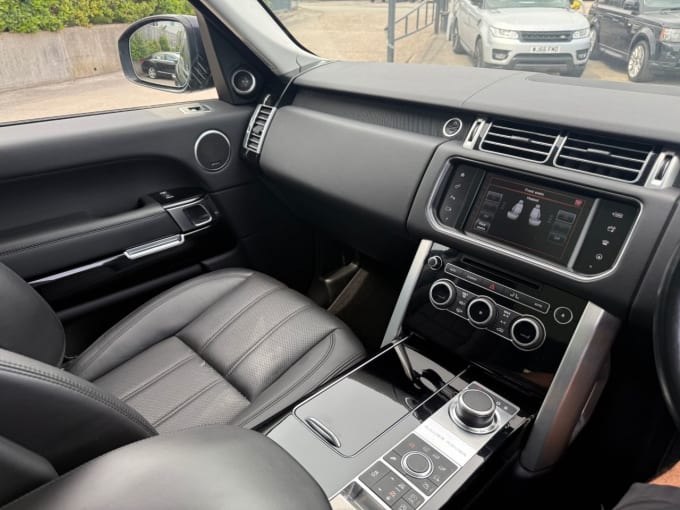 2025 Land Rover Range Rover