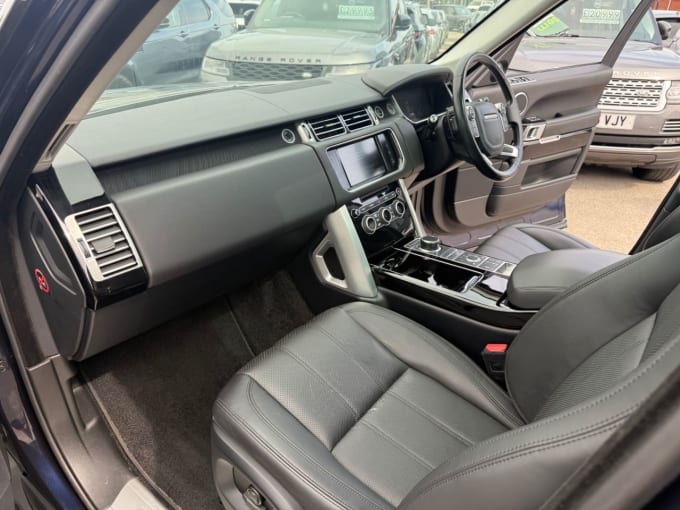 2025 Land Rover Range Rover