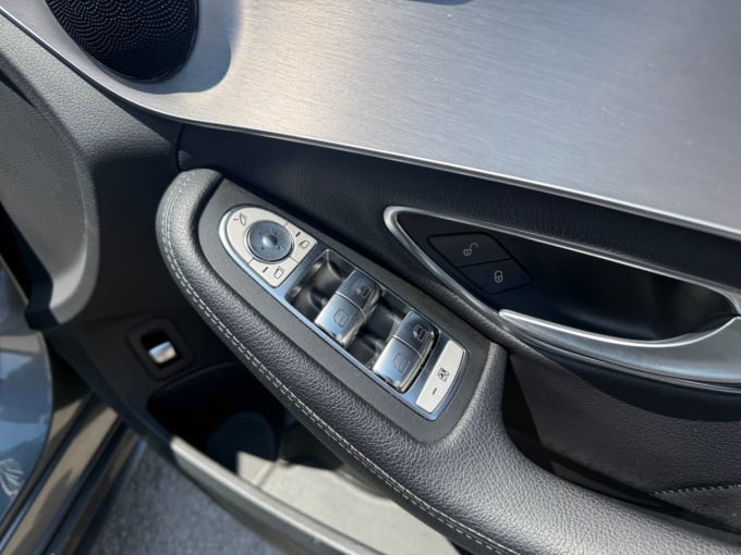 2025 Mercedes-benz C-class