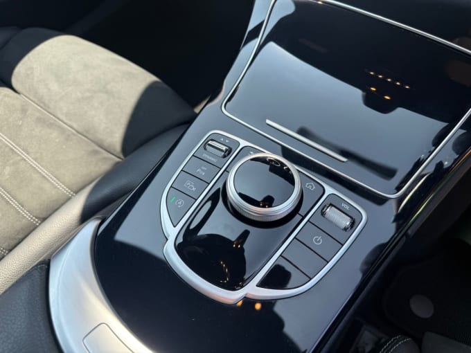 2025 Mercedes-benz C-class