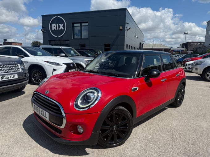 2025 Mini Hatch