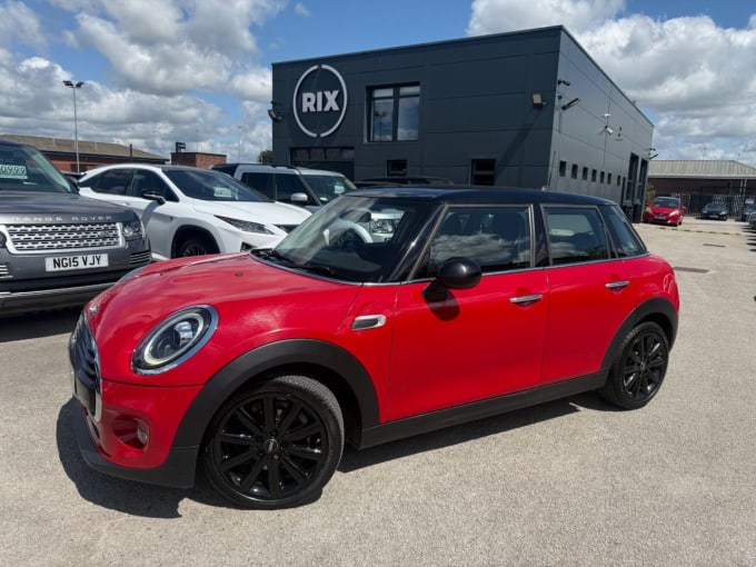 2025 Mini Hatch