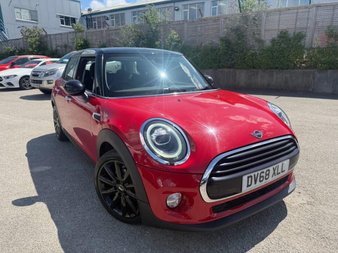 2025 Mini Hatch