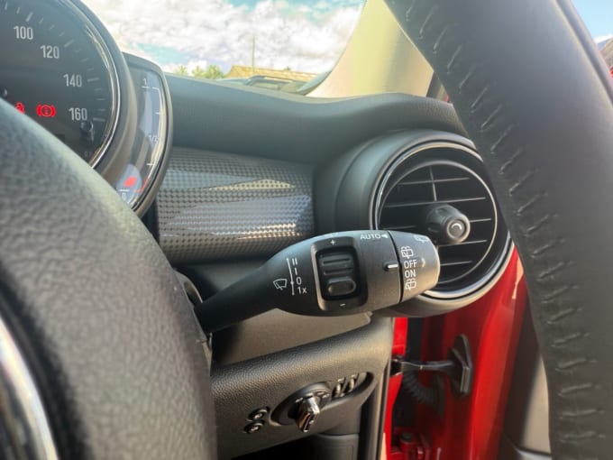 2025 Mini Hatch
